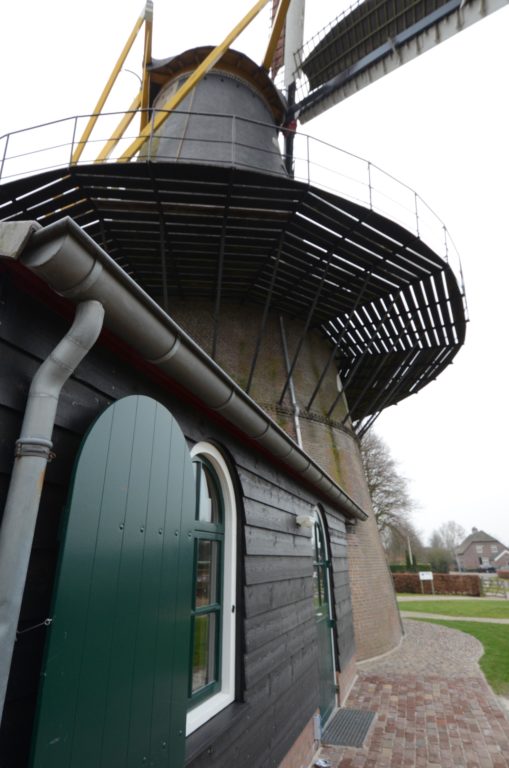 drijvers-oisterwijk-molen-wieken-hout-bakstenen-winkel-exterieur-verbouwing (13)