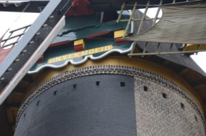drijvers-oisterwijk-molen-wieken-hout-bakstenen-winkel-exterieur-verbouwing (20)