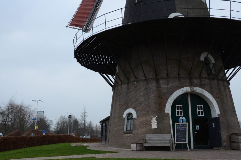 drijvers-oisterwijk-molen-wieken-hout-bakstenen-winkel-exterieur-verbouwing (22)