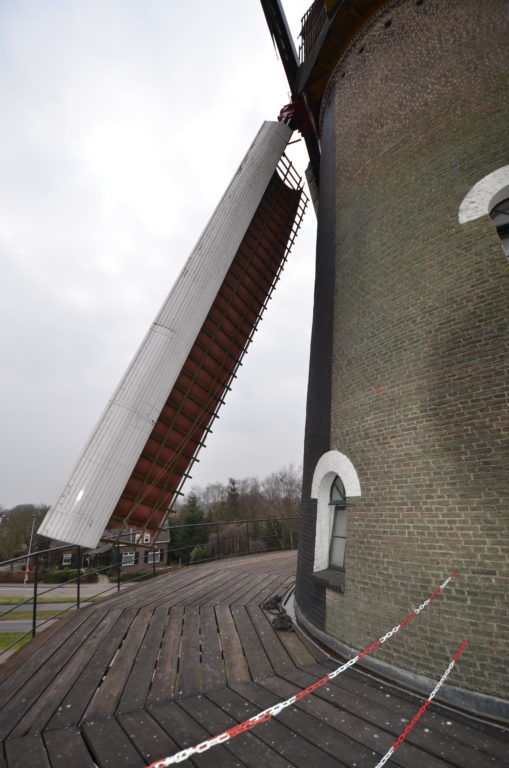 drijvers-oisterwijk-molen-wieken-hout-bakstenen-winkel-exterieur-verbouwing (6)