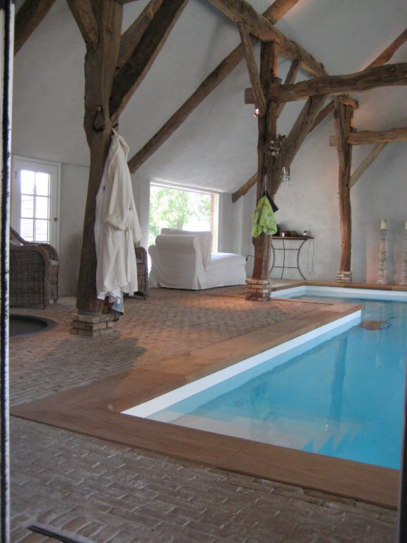 drijvers-oisterwijk-boerderij-exterieur-restauratie-interieur-zwembad-spanten (33)