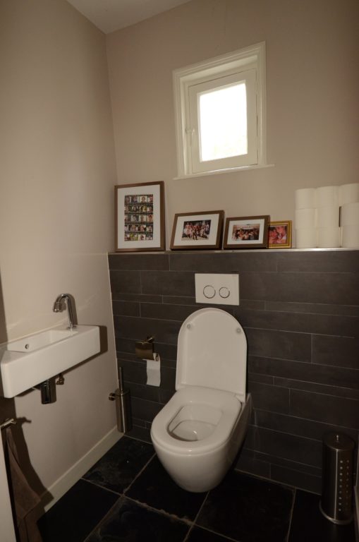 drijvers-oisterwijk-verbouwing-interieur-toilet-landelijk-traditioneel-particulier-woonhuis (15)