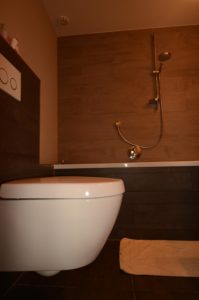 drijvers-oisterwijk-verbouwing-interieur-toilet-tegel-landelijk-traditioneel-particulier-woonhuis (25)