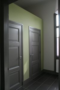 drijvers-oisterwijk-station-vught-deur-verbouwing-interieur-kantoor-tapijt-grijs-groen (22)