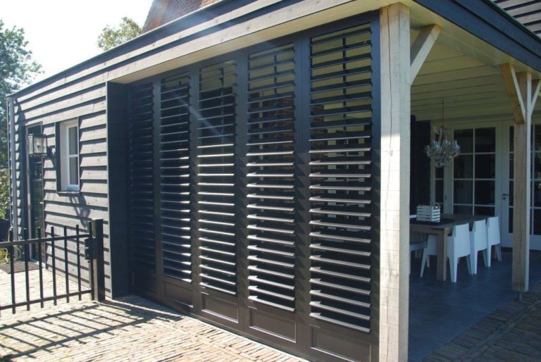 drijvers-oisterwijk-rhouten-gevel-shutters-veranda