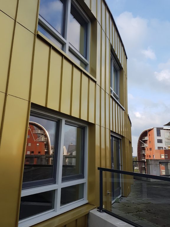 drijvers-oisterwijk-appartement-modern-interieur-balkon (1)-min
