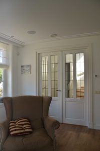 drijvers-oisterwijk-restauratie-interieur-dubbele-deur-landelijk-traditioneel-hout-wit-groen (10)