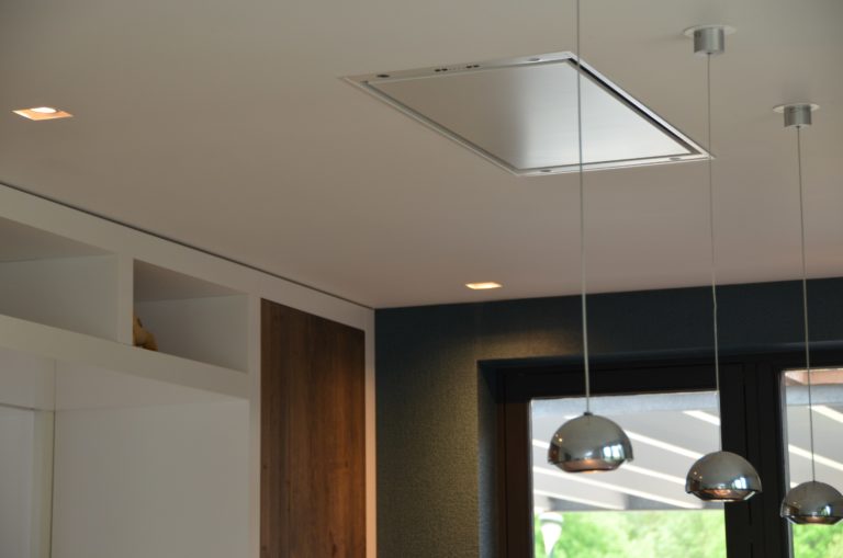 drijvers-oisterwijk-boerderij-villa-verlichting-armatuur-modern-landelijk-hout-interieur-nieuwbouw-licht (12)-min