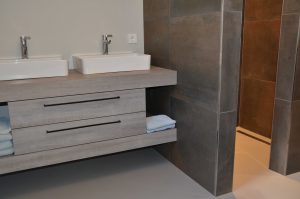 drijvers-oisterwijk-interieur-woonhuis-villa-modern-hout-particulier-zwart-staal-strak (1)