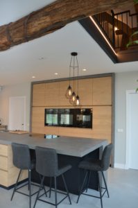 Drijvers-Oisterwijk-interieur-restauratie-modern-landelijk-houten-spant-strak-licht-maatwerk (14)