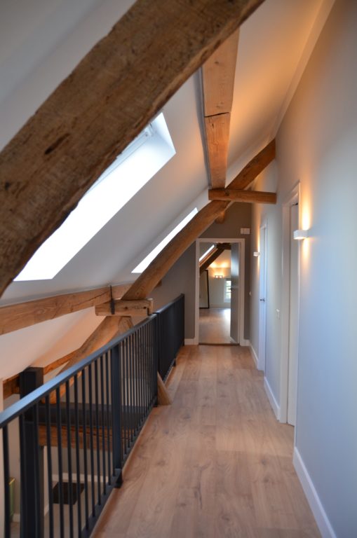 Drijvers-Oisterwijk-interieur-restauratie-modern-landelijk-houten-spant-strak-licht-maatwerk (22)