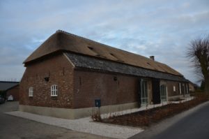 Drijvers-Oistewijk-restauratie-boerderij-riet-gedekt-dakpannen-metswelwerk-hout- (12)