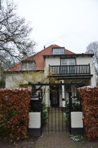 drijvers-oisterwijk-particulier-woonhuis-exterieur-verbouwing-landelijk-hout-dakpannen-pui (1)