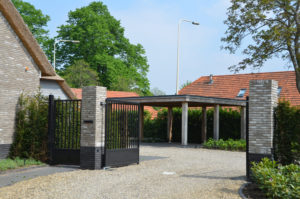 drijvers-oisterwijk-nieuwbouw-villa-riet-hout-bakstenen-exterieur-particulier (13)