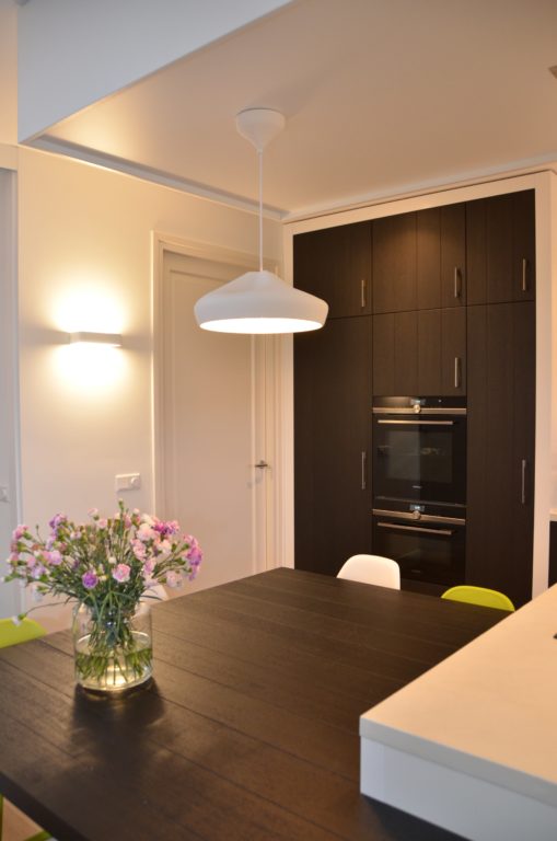 drijvers-oisterwijk-nieuwbouw-villa-interieur-landelijk-modern-wit-keuken-badkamer-slaapkamer-licht (20)