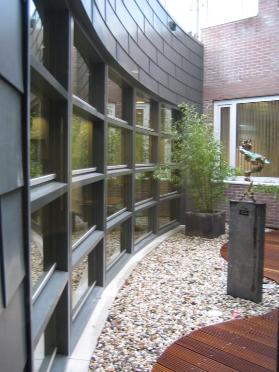 drijvers-oisterwijk-gemeentehuis-oisterwijk-interieur-utiliteit-groen-paars-modern (14)