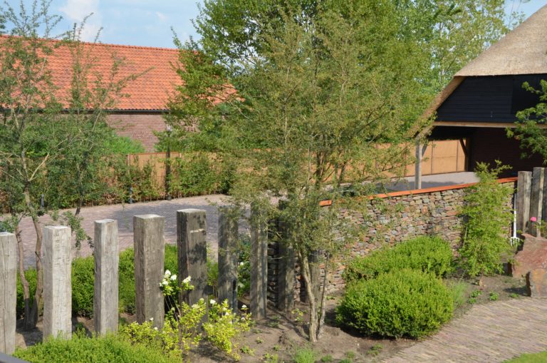 drijvers-oisterwijk-exterieur-nieuwbouw-villa-boerderij-particulier-riet-kap-hout-metselwerk-theehuis-bed-en-breakfast-stal-hout-spant (3)