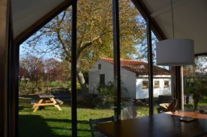 drijvers-oisterwijk-interieur-verbouwing-boerderij-modern-landelijk-keuken-particulier-hout-spant (18)