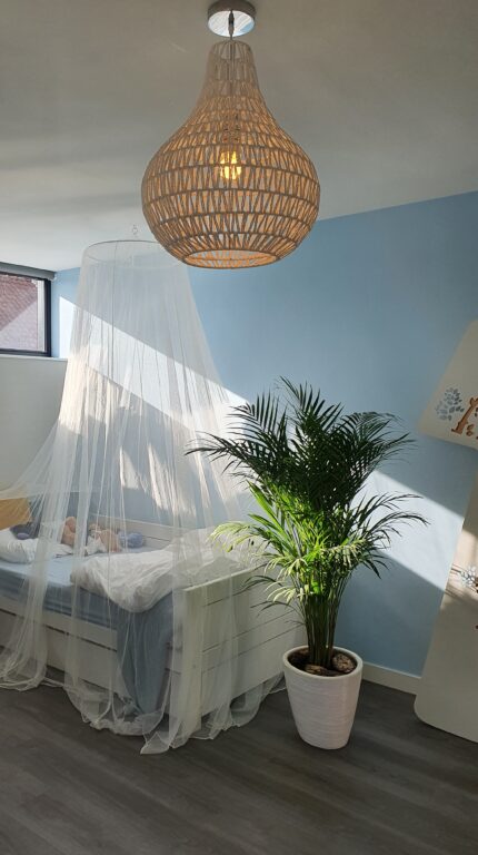 drijvers-oisterwijk-verbouwing-interieur-modern-armaturen-badkamer-tapijt-slaapkamer-hal-entree (4)