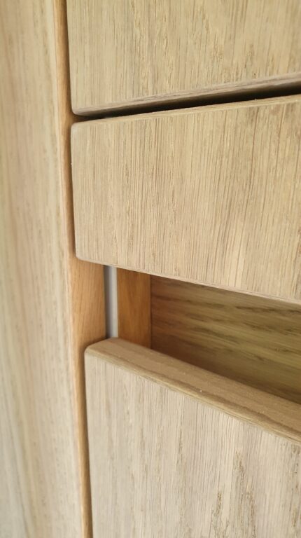 drijvers-oisterwijk-verbouwing-interieur-details-hout-front-strak-modern-particulier-badkamer-keuken-armaturen (18)