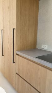 drijvers-oisterwijk-verbouwing-interieur-details-hout-front-strak-modern-particulier-badkamer-keuken-armaturen (3)