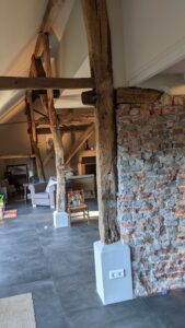 drijvers-oisterwijk-restauratie-boerderij-verbouwing-exterieur-interieur-houten-spant-steen-landelijk (16)