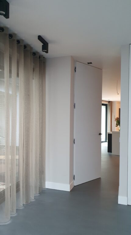 drijvers-oisterwijk-interieur-verbouwing-behang-armaturen-modern-particulier (1)