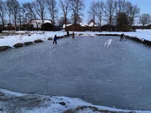 drijvers-oisterwijk-nieuwsbericht-ijs-schaatsbaan-ijspret-bouwput (3)