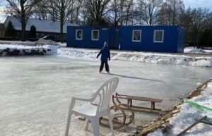 drijvers-oisterwijk-nieuwsbericht-ijs-schaatsbaan-ijspret-bouwput