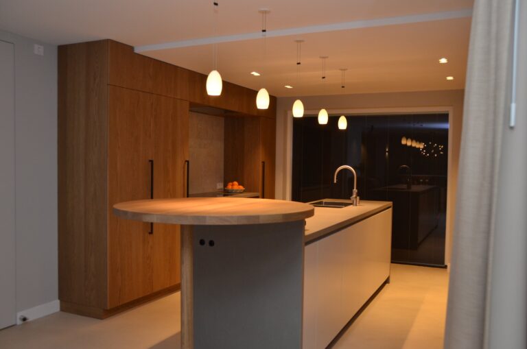 drijvers-oisterwijk-interieur-particulier-verbouwing-modern-armaturen-keuken-badkamer-woonkamer-eetkamer-tegel-hout-look (1)