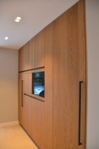 drijvers-oisterwijk-interieur-particulier-verbouwing-modern-armaturen-keuken-badkamer-woonkamer-eetkamer-tegel-hout-look (7)