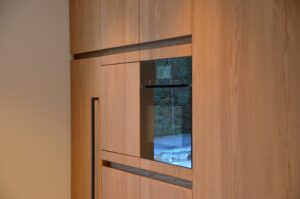 drijvers-oisterwijk-interieur-particulier-verbouwing-modern-armaturen-keuken-badkamer-woonkamer-eetkamer-tegel-hout-look (8)