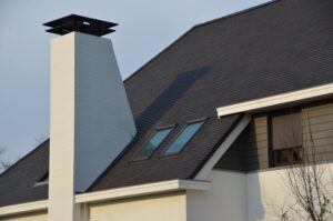 drijvers-oisterwijk-exterieur-nieuwbouw-villa-oisterwijk-modern-bakstenen-dakpannen-schoorsteen-wit (10)