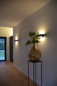 drijvers-oisterwijk-interieur-nieuwbouw-villa-zwarte-kozijnen-modern-meubels-keuken-sanitair-armaturen (35)