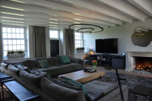 drijvers-oisterwijk-interieur-particulier-nieuwbouw-villa-boerderij-modern-landelijk-hout-spant (10)