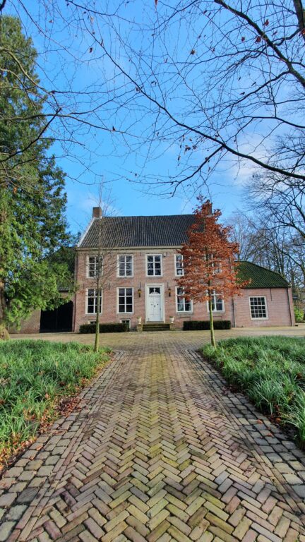 drijvers-oisterwijk-verbouwing-interieur-moergestel-villa-43