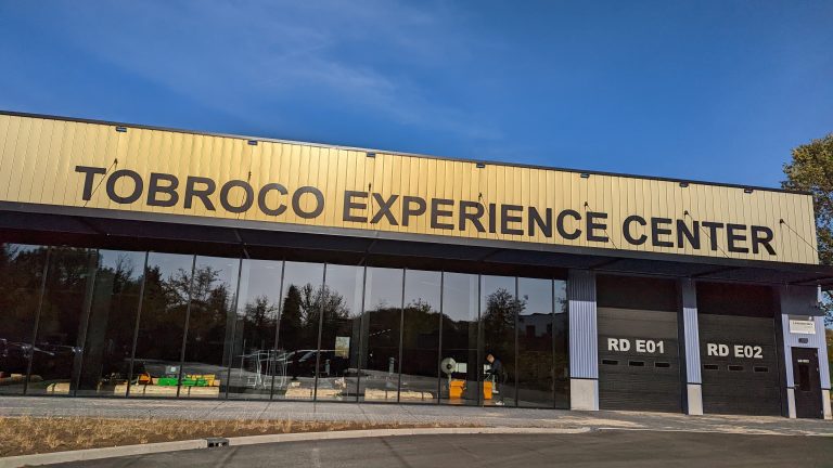 Experience_Center_1